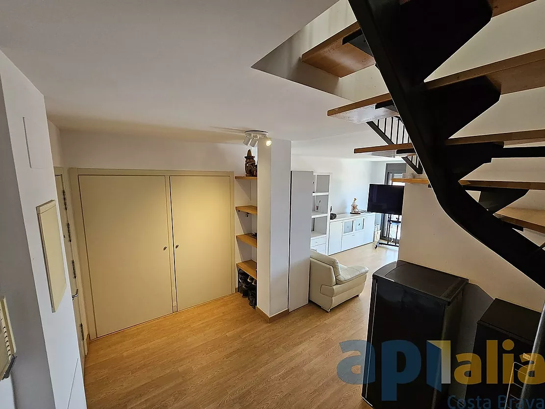 DUPLEX AVEC TERRASSE ET VUE AU CENTRE DE PALAFRUGELL