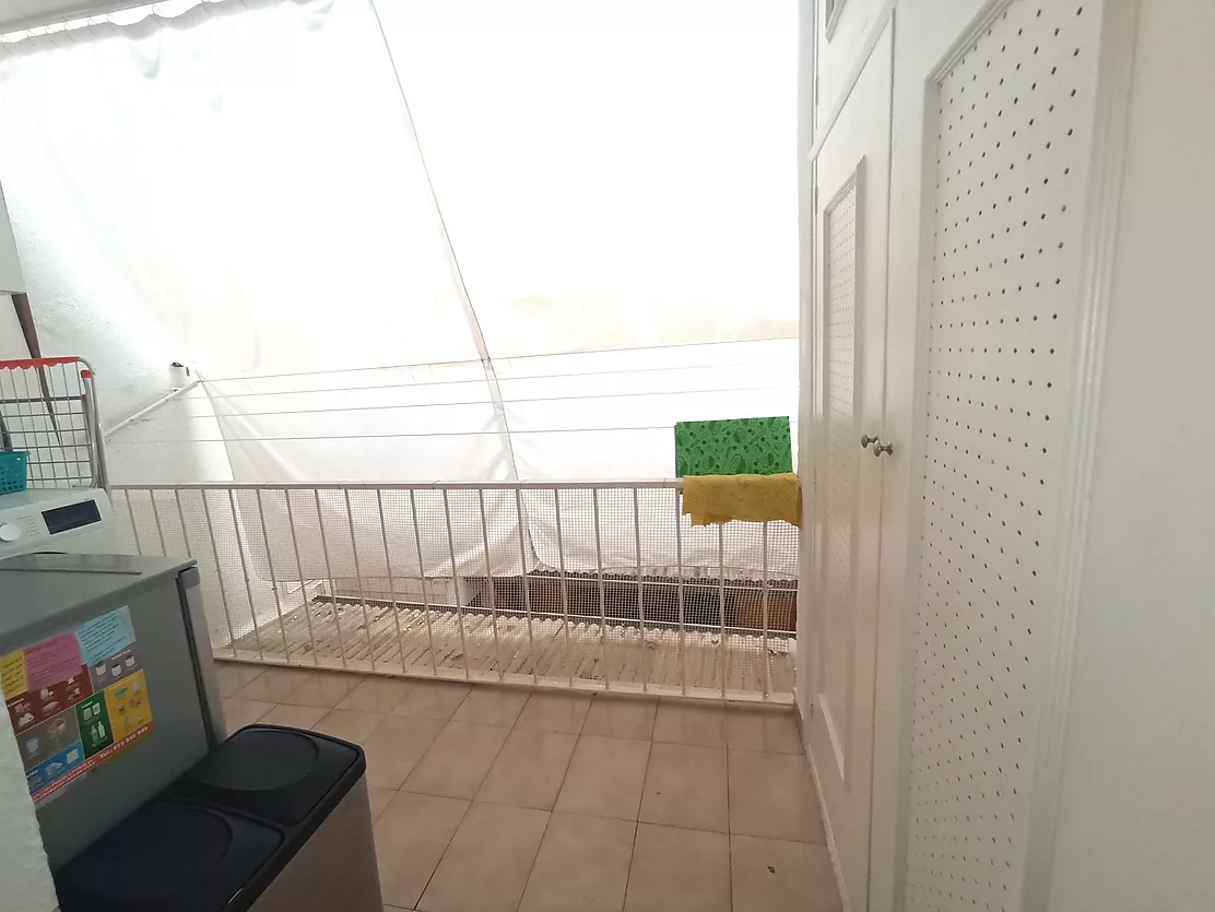 Appartement exclusif en deuxième ligne de mer.