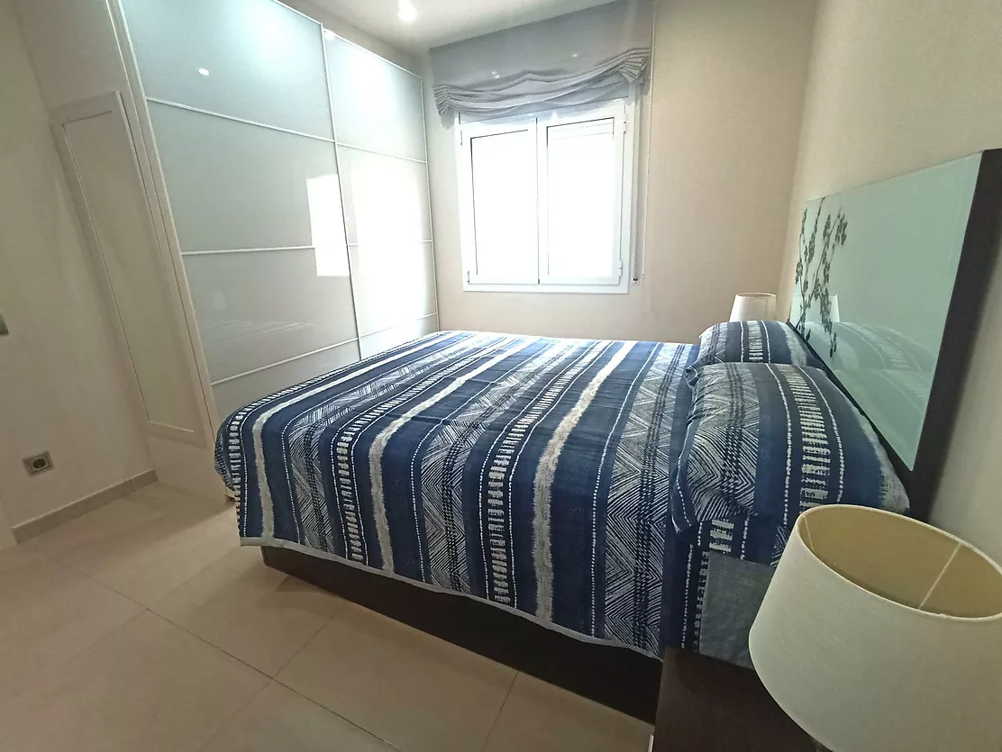 Exclusivo apartamento en segunda línea de mar.