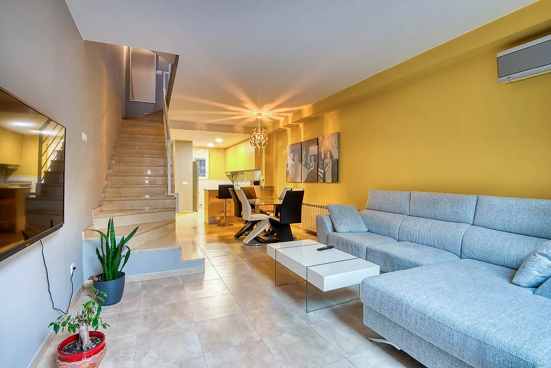 Charming semi-detached house in Eixample.- Sant Feliu de Guíxols