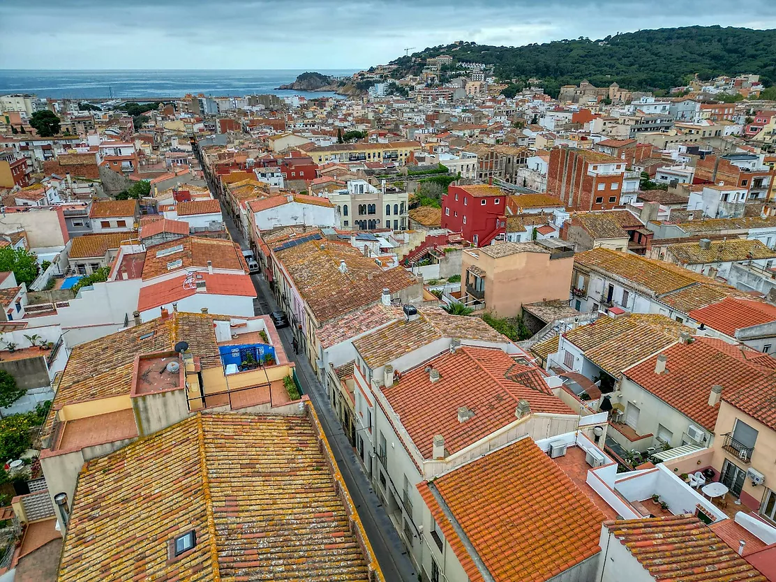 Charming semi-detached house in Eixample.- Sant Feliu de Guíxols