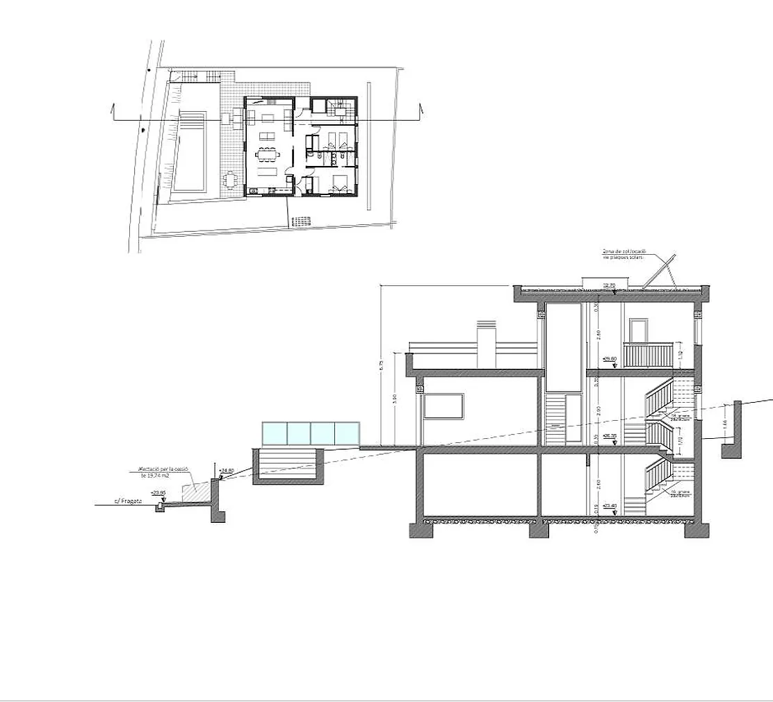 Une maison conçue pour profiter en famille : grand jardin, espaces lumineux et finitions de qualité