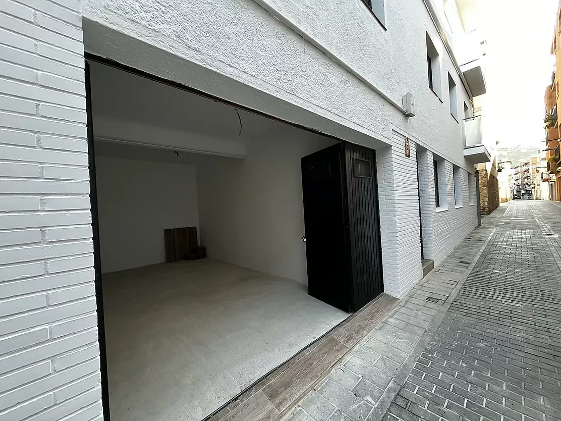 Apartament molt cèntric amb possibilitat de parking