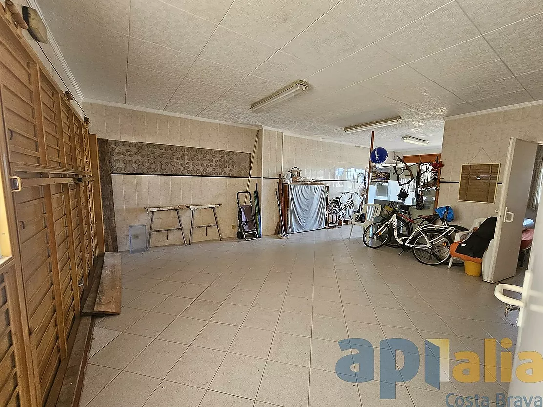 CASA ADOSADA EN VENTA EN ZONA TRANQUILA DE PALAMÓS