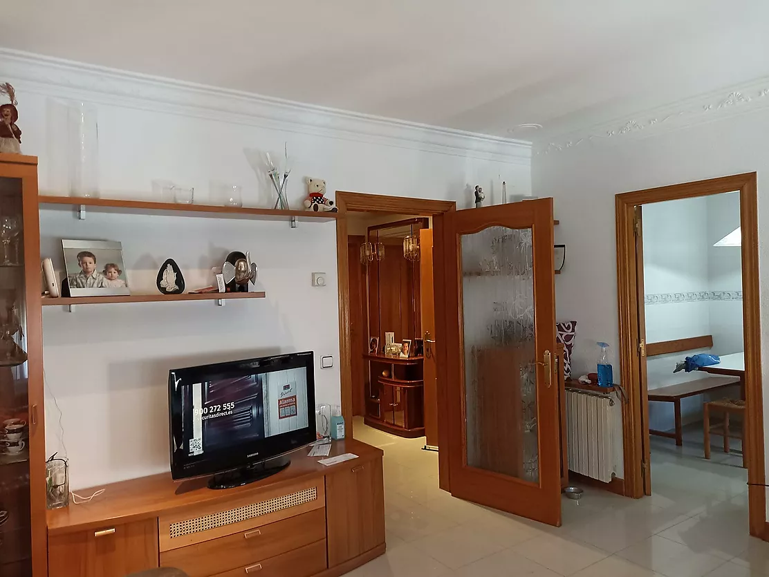 Semi-detached house, with four bedrooms and three bathrooms. APAILA COSTA BRAVA