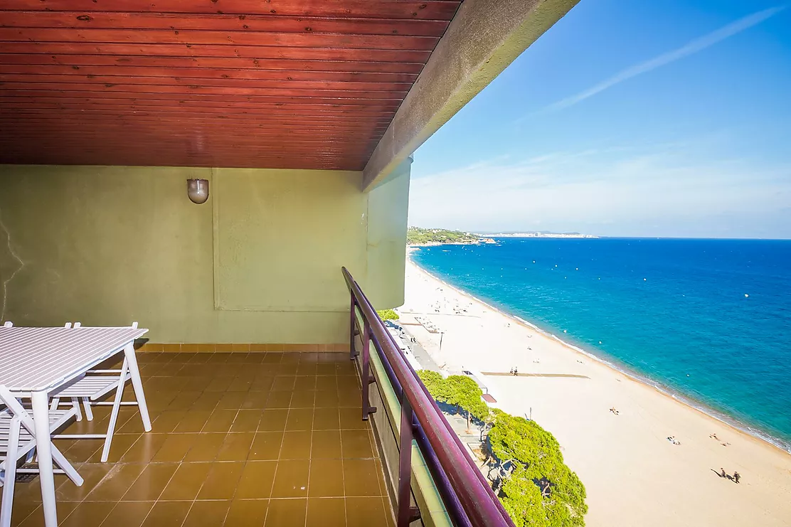 Apartament a Platja d'Aro amb fantàstiques vistes al mar!