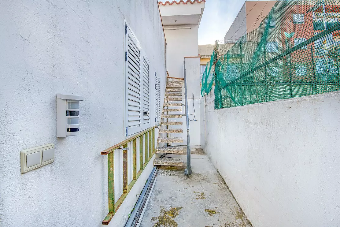 Casa amb terrassa, piscina, barbacoa i xemeneia a Sant Feliu de Guíxols