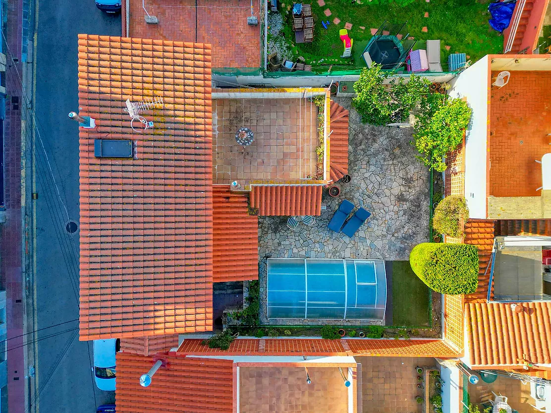 Casa amb terrassa, piscina, barbacoa i xemeneia a Sant Feliu de Guíxols