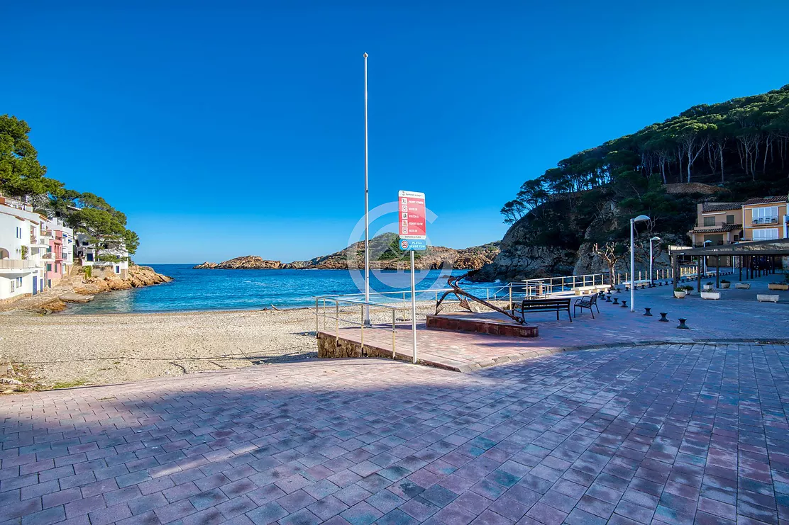 Casa en venda a Begur en ubicació exepcional