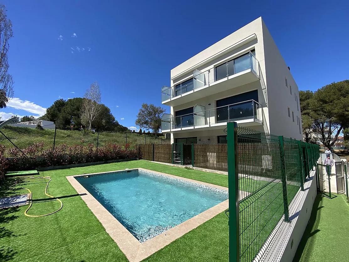 Magnifique appartement à La Fosca, à seulement 5 minutes de la plage