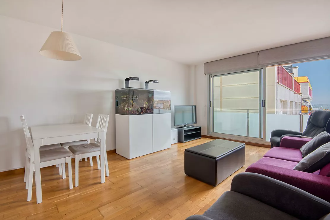 Ático dúplex exclusivo en el corazón de Palafrugell con vistas abiertas a Calella de Palafrugell