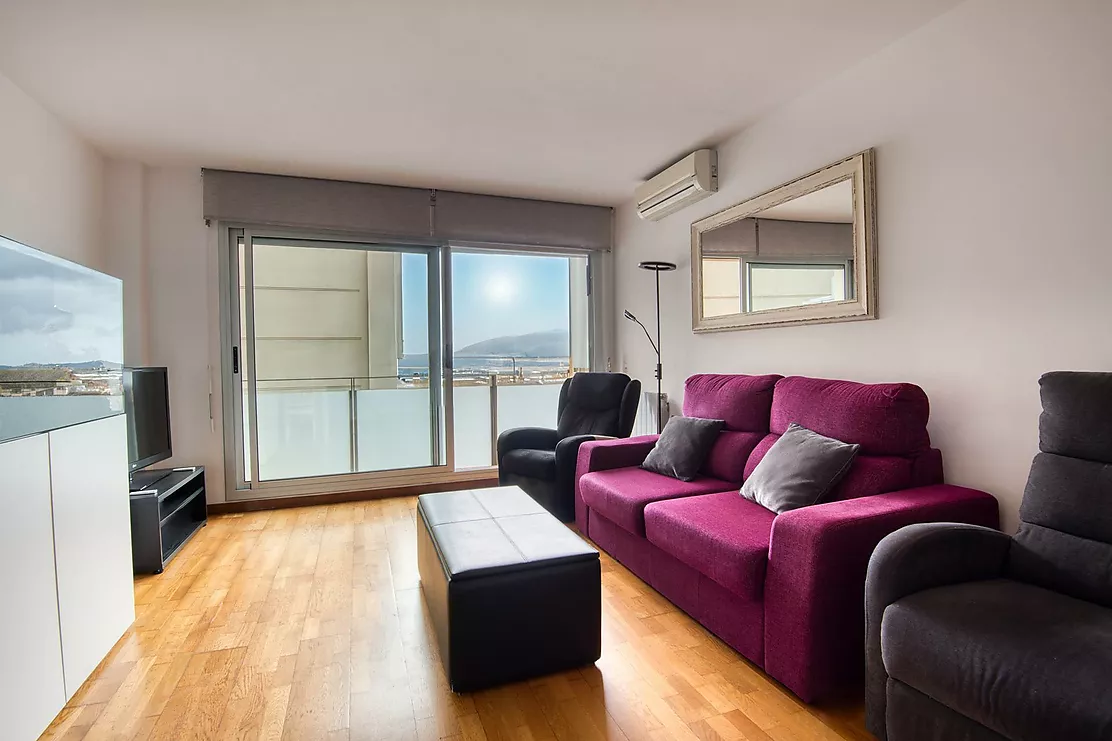 Ático dúplex exclusivo en el corazón de Palafrugell con vistas abiertas a Calella de Palafrugell