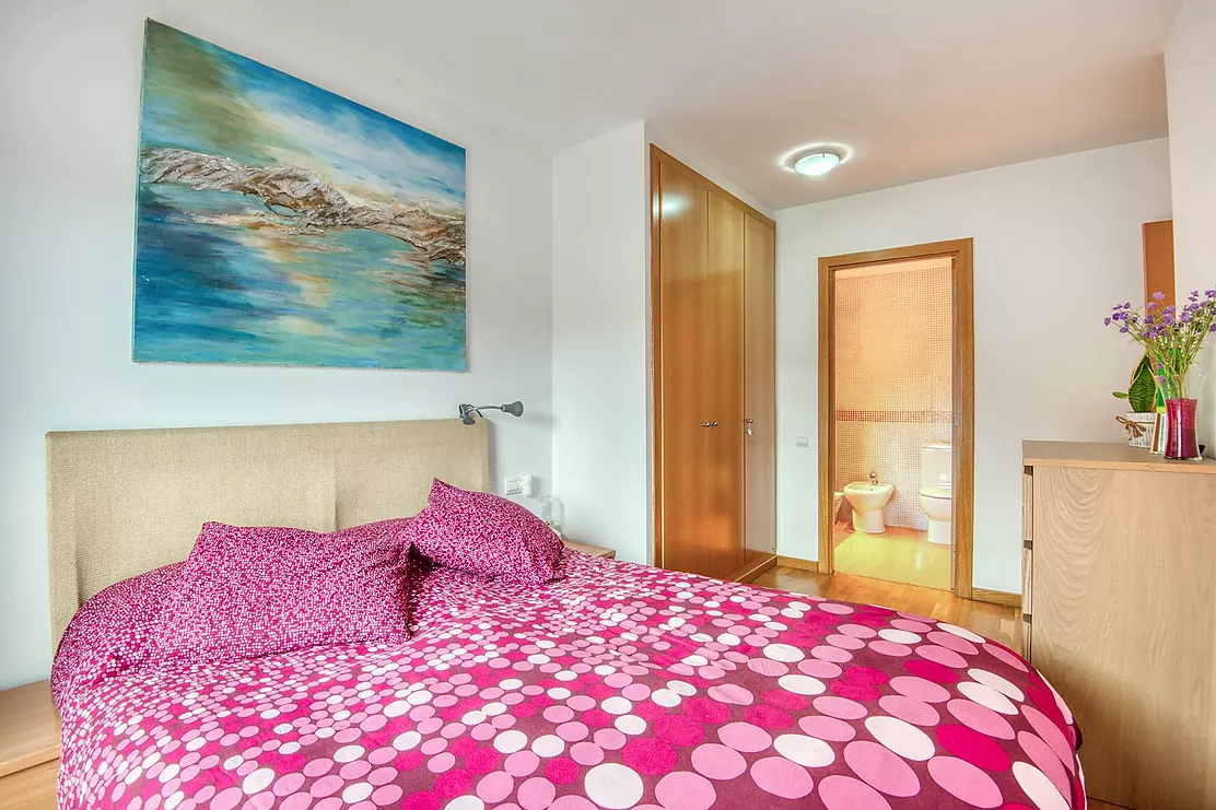 Ático dúplex exclusivo en el corazón de Palafrugell con vistas abiertas a Calella de Palafrugell